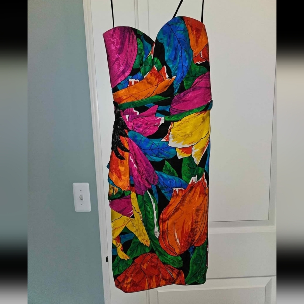 AJ Bari Vibrant Strapless Floral Dress